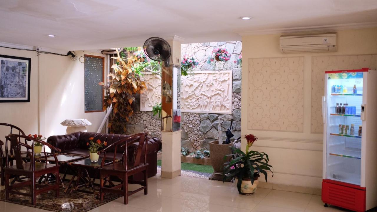 Zen Boutique Syariah Hotel Джакарта Экстерьер фото